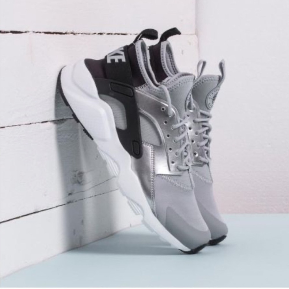 Nike Air Huarache Run